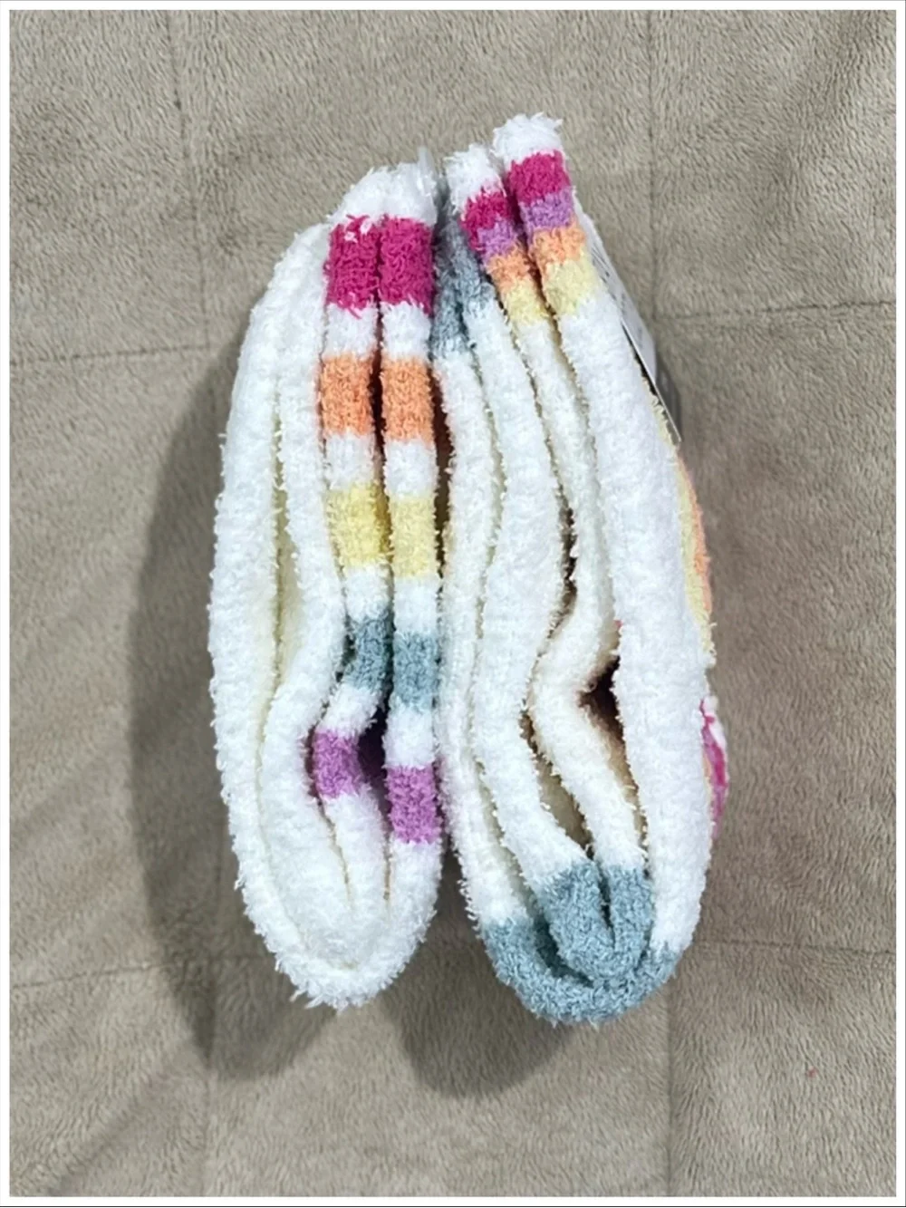 Stay Cozy Striped Fuzzy Crew Socks ~ 2 Pack ~ NWT ~ Size OS 4-10 ~ Item #503